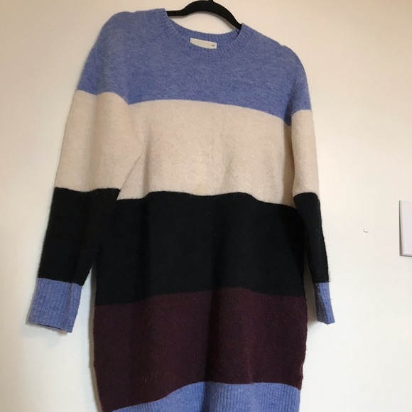 Aritzia sweater dress - Picture 4 of 4